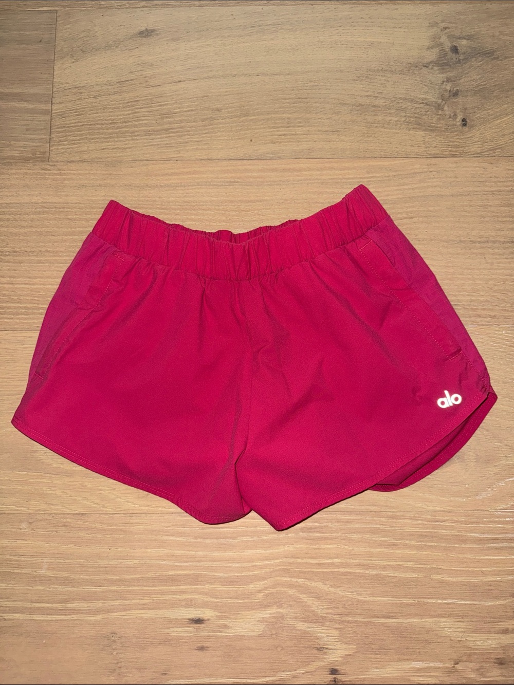ALO Yoga Women's Hot Pink Athletic Shorts